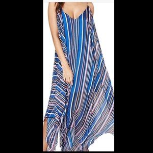 Bebe handkerchief hem deep V Maxi